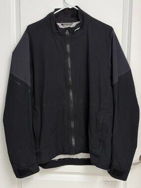 KJUS Men's Black Pro 3L Weatherproof Golf Jacket XL 54 Regular
